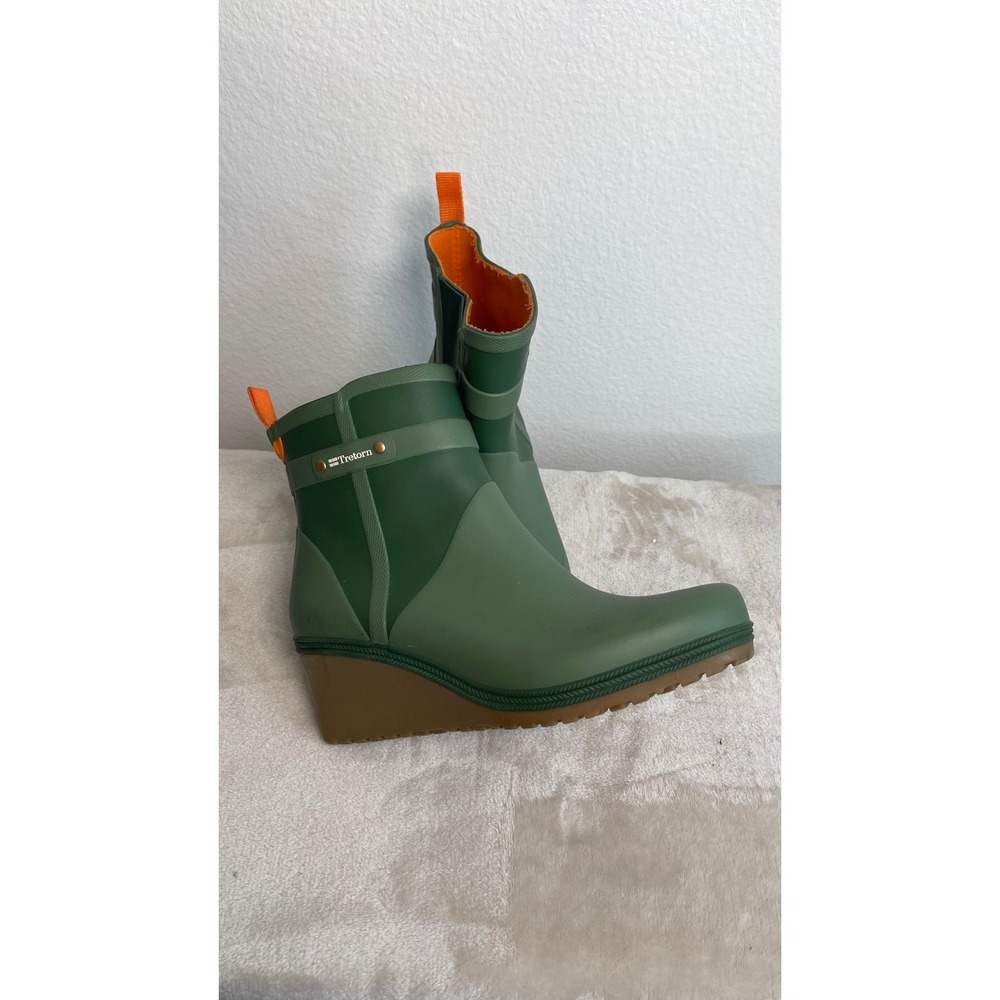 Tretorn Green Rubber Wedge Rain Boots Womens Ankle Booties Orange Lining Size 10